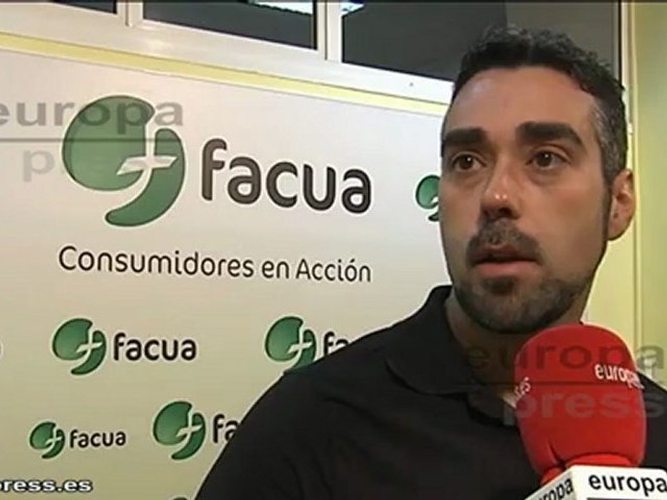 Facua denuncia falta de control sobre las aerólineas
