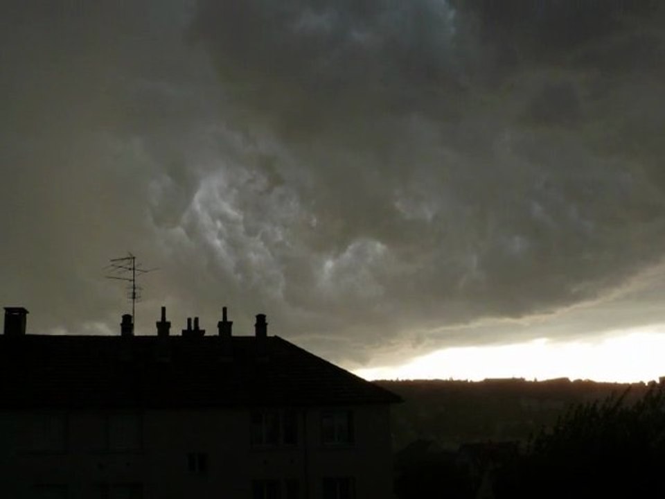 Forte pluie Dijon 1er Août 2012