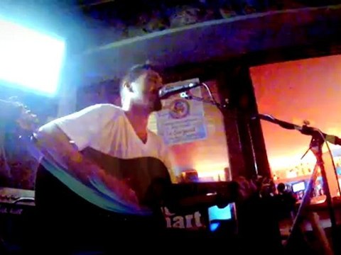 Soirée Acoustique au Beach ( Chez Antoine ) à Tizzano en Corse Escuse Me Mister Ben Harper