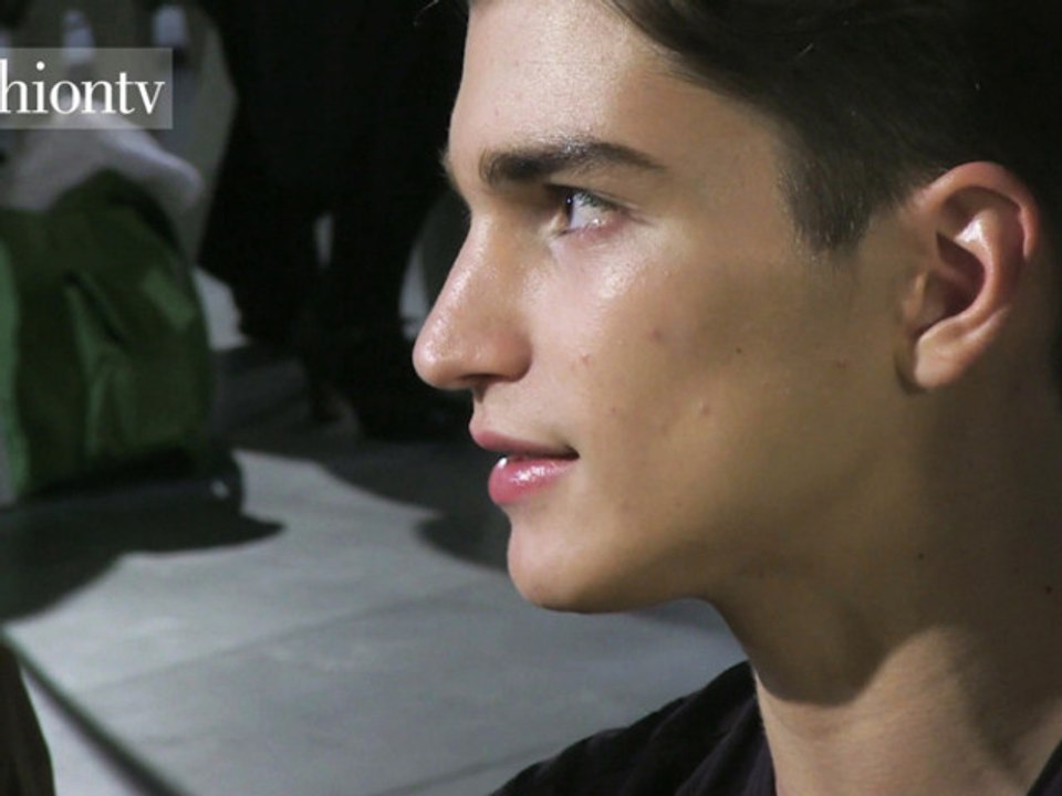 John Galliano Men Backstage - Paris Men's FW | FashionTV