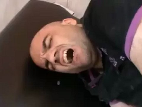 Syria فري برس حمص إصابة الناشط محمود عرابي 2 8 2012 Homs