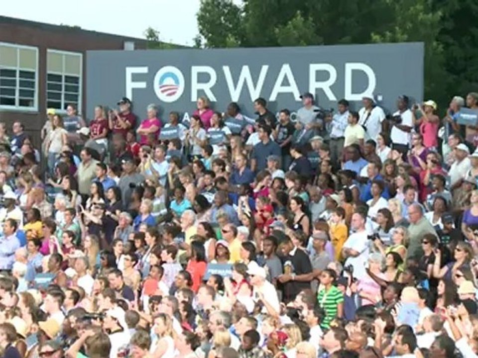 Obama slams Romney 'fairy dust' tax cuts