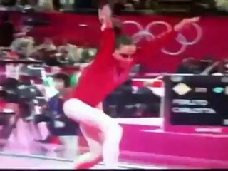 Jürinin Ağzı Açık Kaldı!