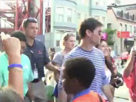 Tom Cruise Eyes Up Clooney Mansion