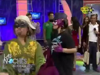 La chica del Antifaz  tiene una caída