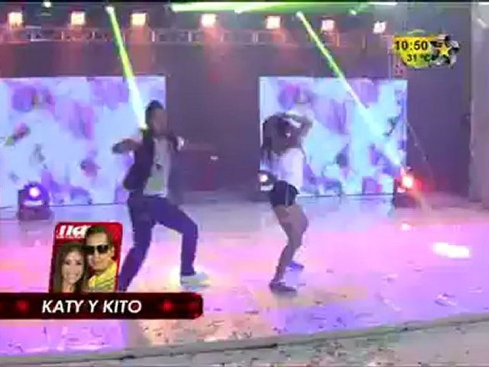 Katy y Kito Bailan en premios Fama