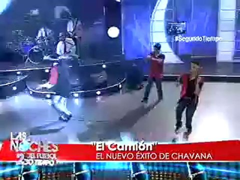 Ernesto Chavana interpreta el Camion