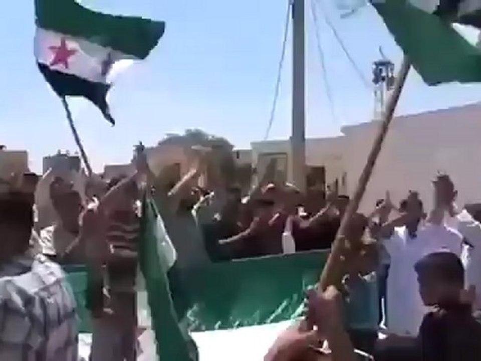 Syria فري برس ادلب الركايا  دير الزور النصر القادم من الشرق  3  8  2012 Idlib