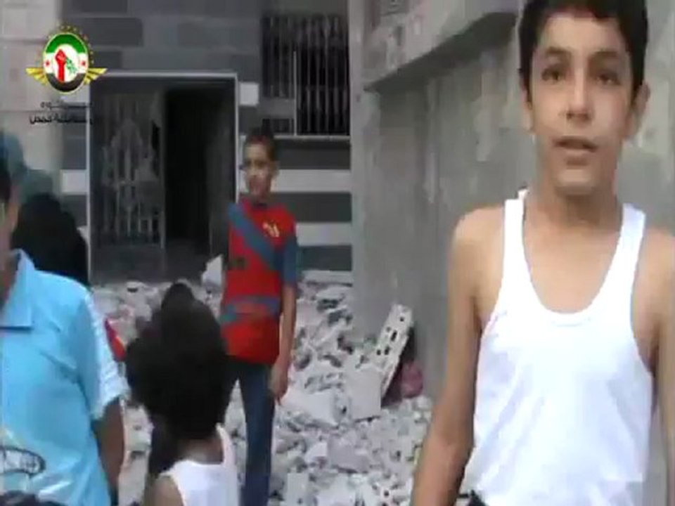 Syria فري برس  حمص  نداء من حرائر حمص المحاصرة واطفالها لفك الحصار 2 8 2012 Homs