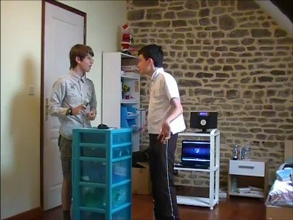 Les deux minute du peuple - vendeur collant