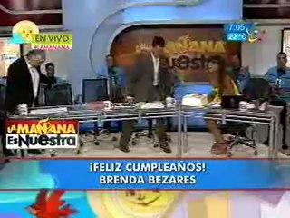 Festejan a Brenda Bezares