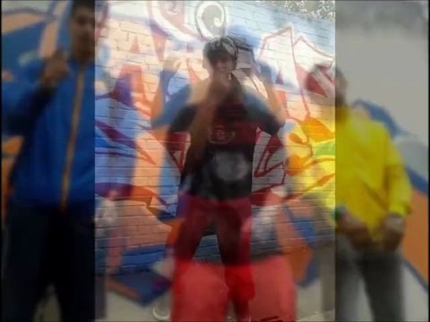 CLIP LES DECIBELS detruisent tes oreilles