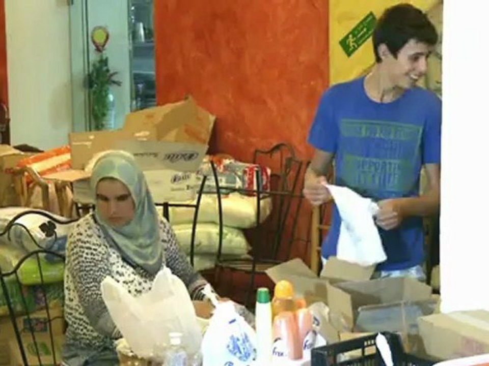 Syrians flee to Algeria