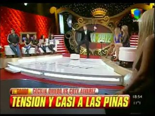 Coty y oviedo casi a las piñas