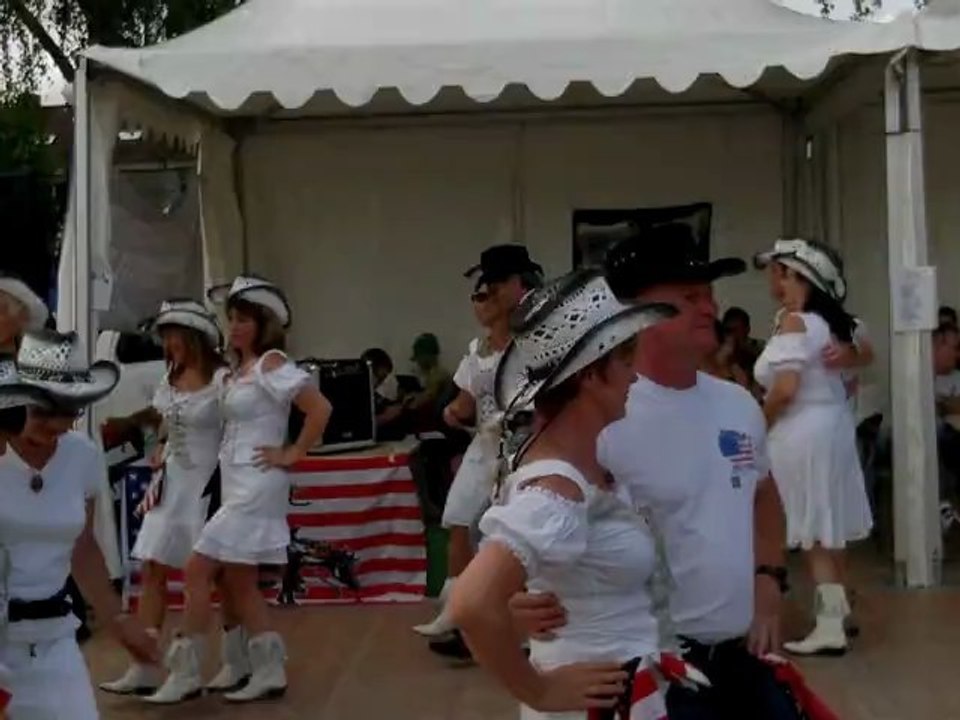 Representation de country par le club les mysteres de l'ouest 07