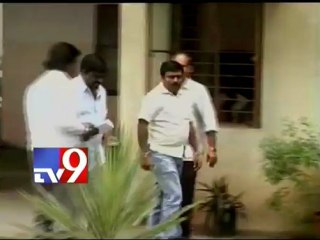 ACB interrogates Gali brother Somashekar in bail scam