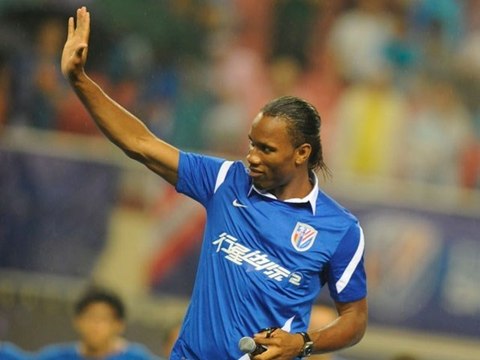 Les deux premiers buts de Drogba en Chine !