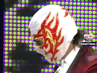 Estefanía se Molesta con el Hijo del Ninja