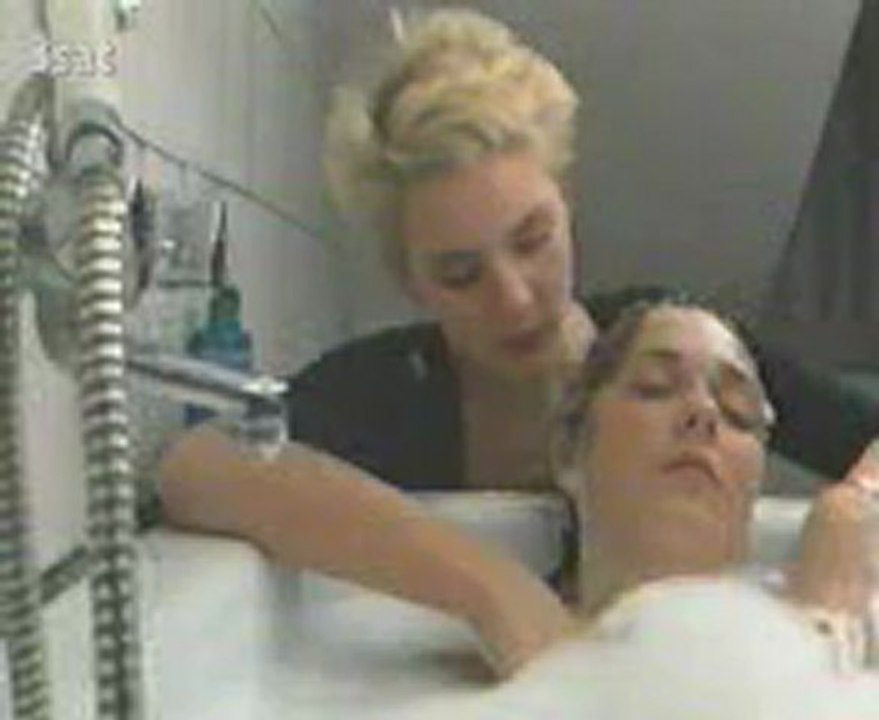 Sensual shampoo in bath