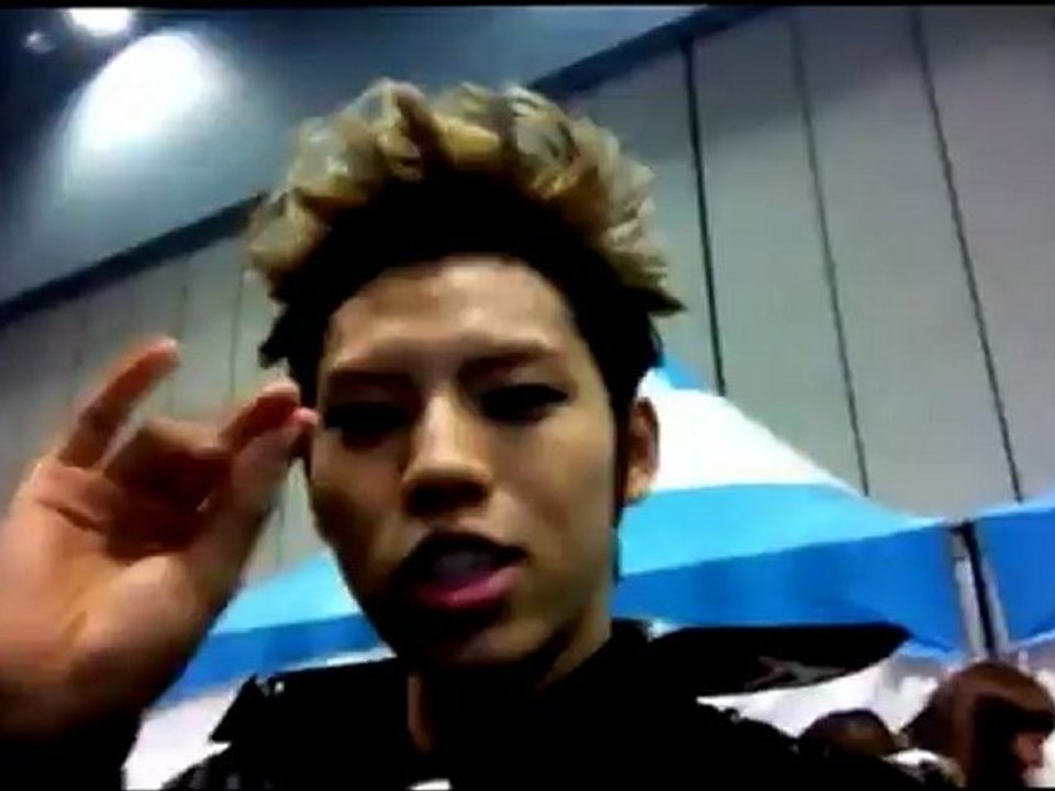 [2011 SBS 가요대전] 인피니트 동우 셀프카메라