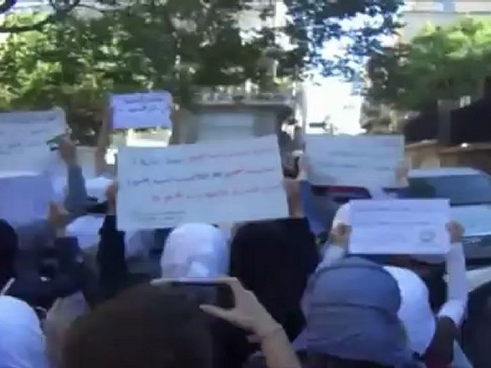 Syria فري برس  دمشق مظاهرة اتحاد طلبة سوريا الاحرار  الحلبوني  4 8 2012 Damascus