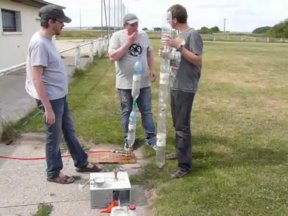 ADN2012 - samedi 15h52 - fusée à eau : conseille technique