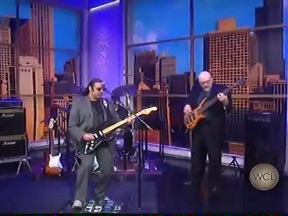 Interview & Live performance of Hey Babe - Michael Charles
