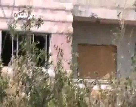 Syria فري برس حمص الرستن حي مدمر بالكامل جراء القصف بالطيران 5-8-2012