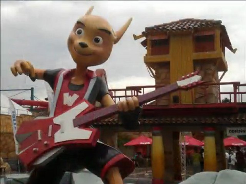 David & Cindy à Walibi 02 Aout 2012