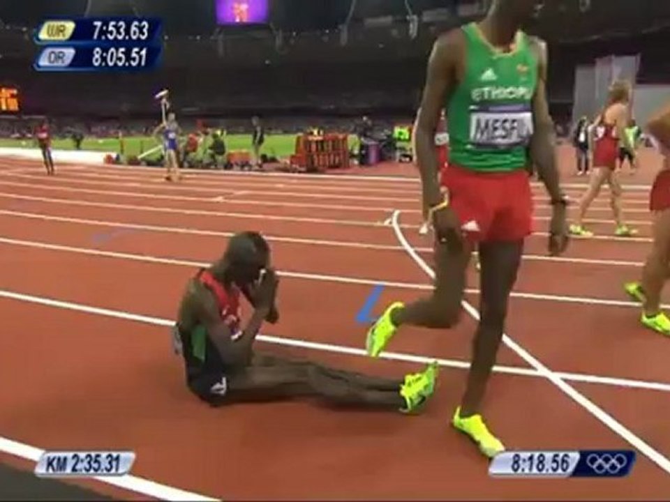 Ezekiel Kemboi nice hug with Mahiedine Mekhissi 3000m steeple