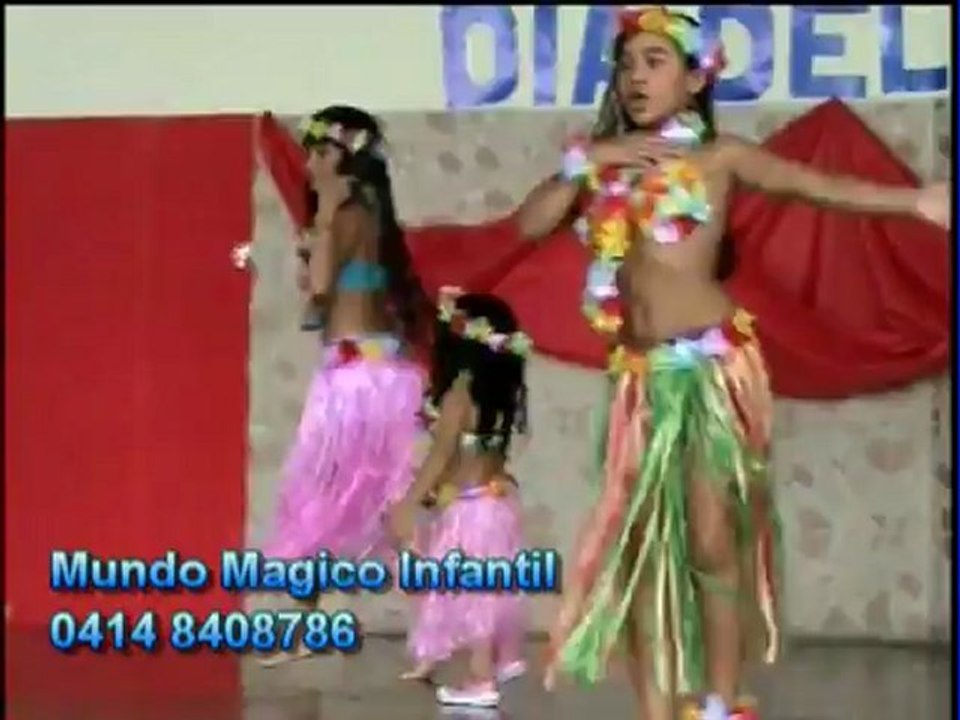 veruska y andrea bailando un tema de thalia