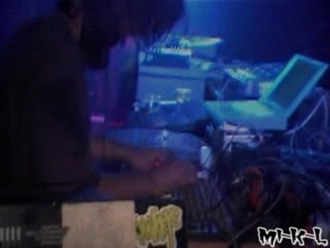 teuf Les Boucles Etranges