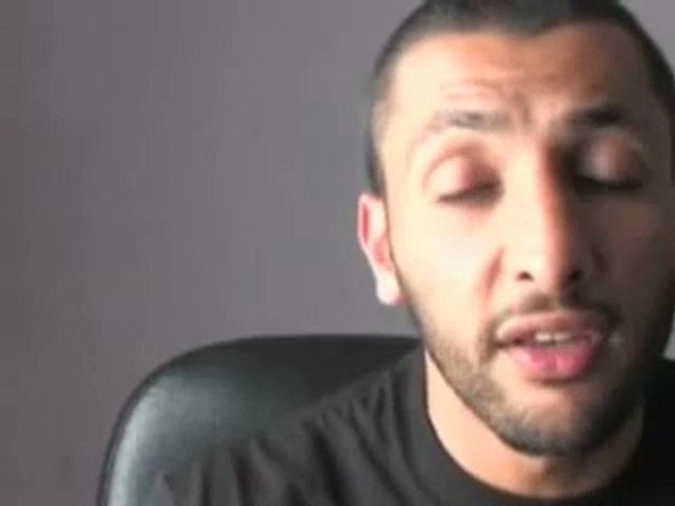 Fanny  :)  How did you convert to Islam