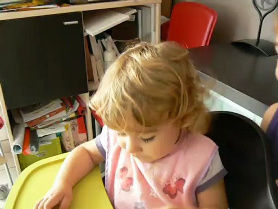 Camille et Lola savent amadouer leur Maman