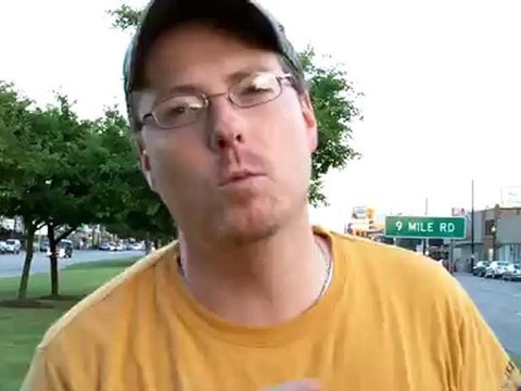 Median! - IN the middle of Woodward Ave is the median that divides Woodward Ave. North and Woodward Ave. South.