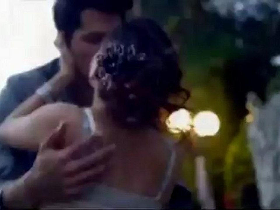 Es un Drama - Dulce María