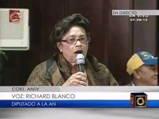 La gorra tricolor llegó a la Asamblea Nacional