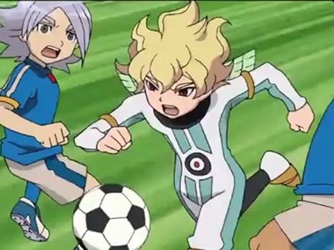 Inazuma Eleven - Inazuma Japón vs Sky Team [Audio Castellano]