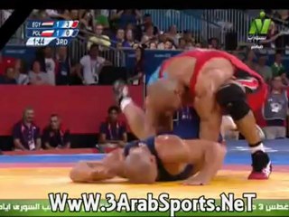 كرم جابر يفوز على بطل روسيا ويتأهل لنهائى مصارعة رومانية