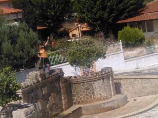 ΜΠΟΥΓΕΛΟ ΣΤΟ ΠΑΡΚΟΞΗΡΟΛΙΜΝΗΣ...06/08/2012 Ο ΥΔΡΑΡΓΥΡΟΣ ΒΑΡΕΣΕ ΚΟΚΚΙΝΟ!