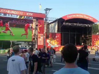 2012.06 Kiev - FanZone 3