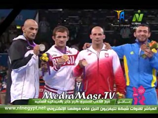 تكريم البطل كرم جابر ودموعه تنمهر