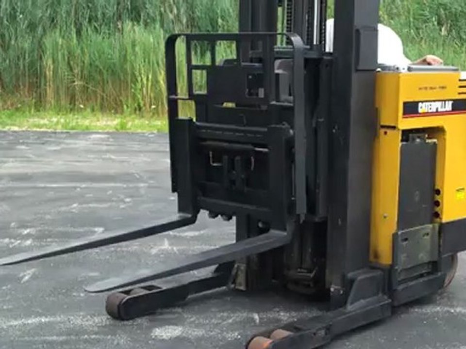 For Sale: 2004 Caterpillar NRR40 Electric Stand-up Reach Forklift Truck 4000 Lbs