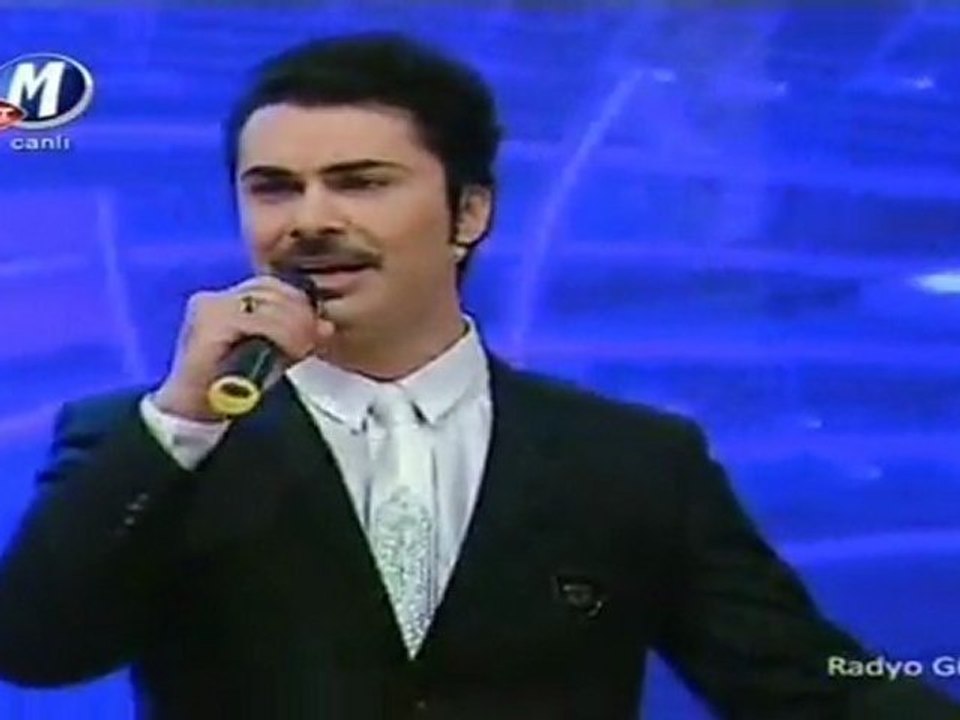 Penceresi Cam Cama Muallim (Nursaç Doğanışık & Oktay Bora Ertuğrul)