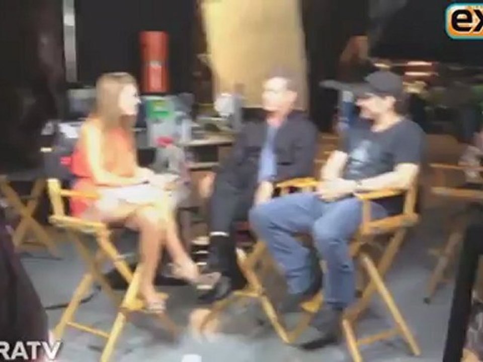 Extra - On Set - Featurette Extra - On Set (Anglais)
