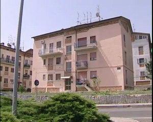 SCOTTANTE IL PROBLEMA RIFIUTI MATERA 7-8-2012