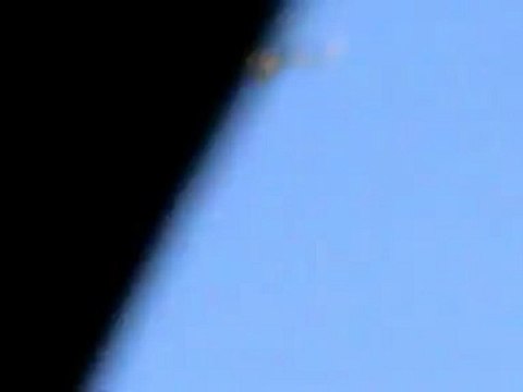 Syria فري برس ريف دمشق تحليق وقصف الطيران الحربي على مدينه الزبداني 6 8 2012