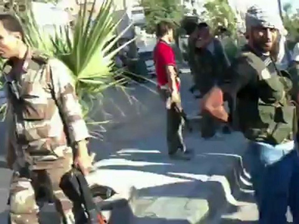 Syria فري برس حلب كتيبة سيوف الشهباء تتجول في سيف الدولة بعدتحريرها 7-8-2012