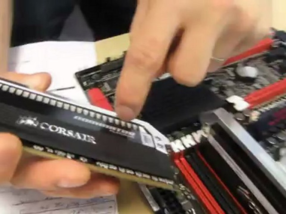 Corsair Dominator Platinum DDR3 RAM Gaming Memory Unboxing & First Look Linus Tech Tips