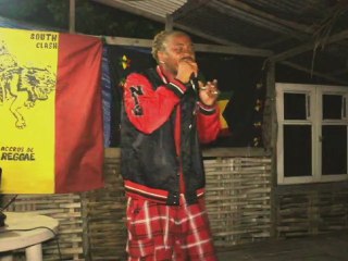 La Rouj 1 ere partie Au South Clash Sound 4 Aout 2012 Club Bwa Patat